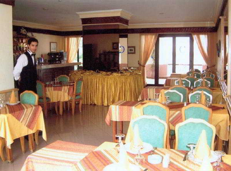 Fredj Hotel Tanger Restaurace fotografie